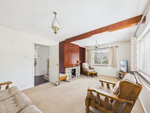 Lounge- click for photo gallery